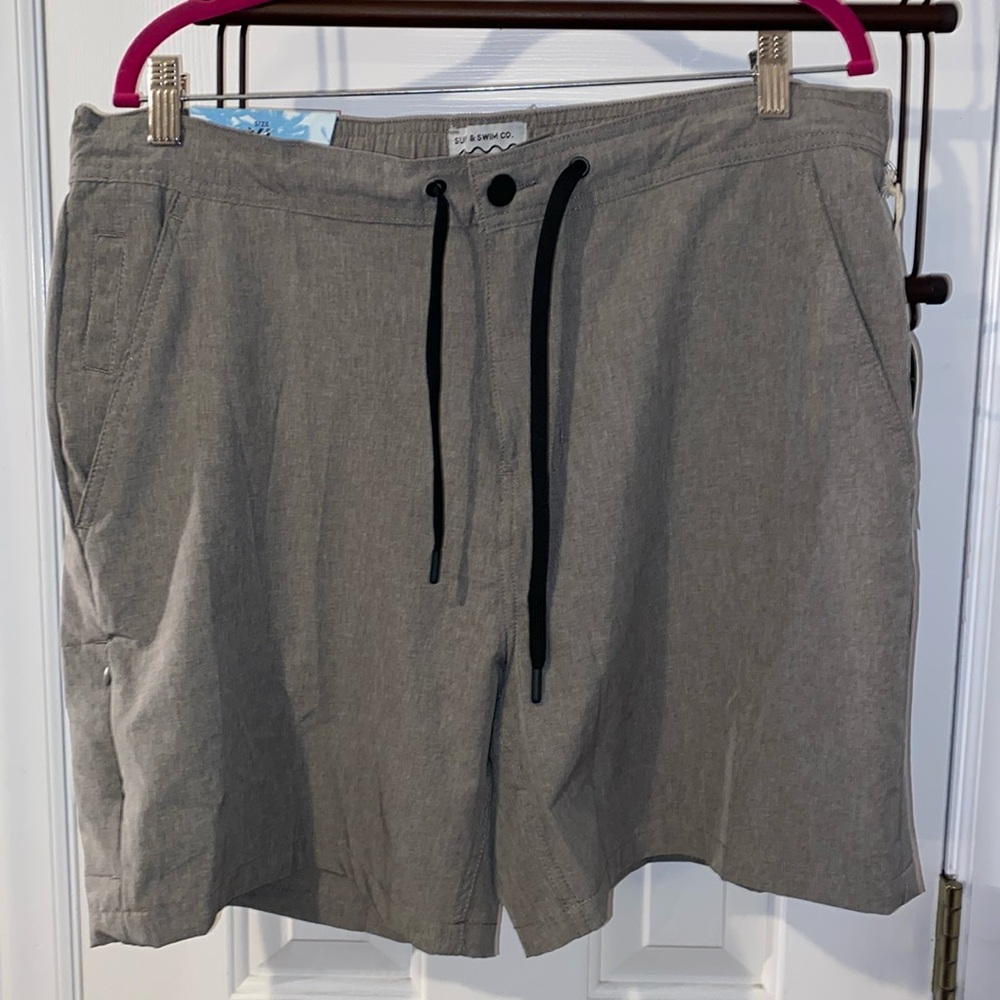 COPY - Surf & Swim Co. men’s sz. XL shorts, gray with drawstring